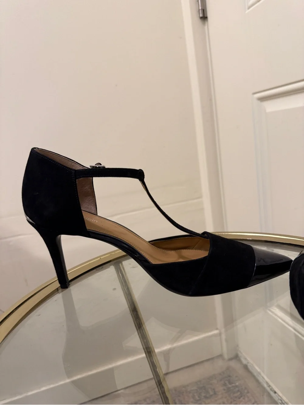 Calvin Klein Black Pointed T-Strap Heel Pumps - Women